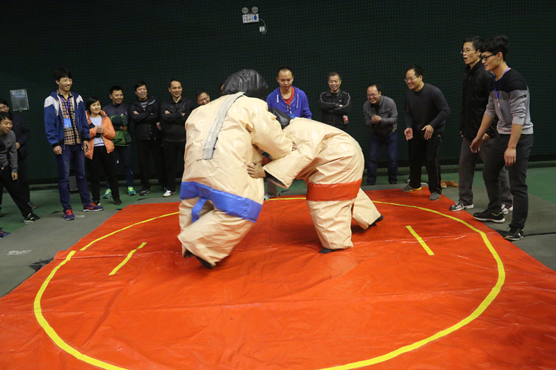 疯狂相扑_副本.jpg 疯狂相扑_副本.jpg